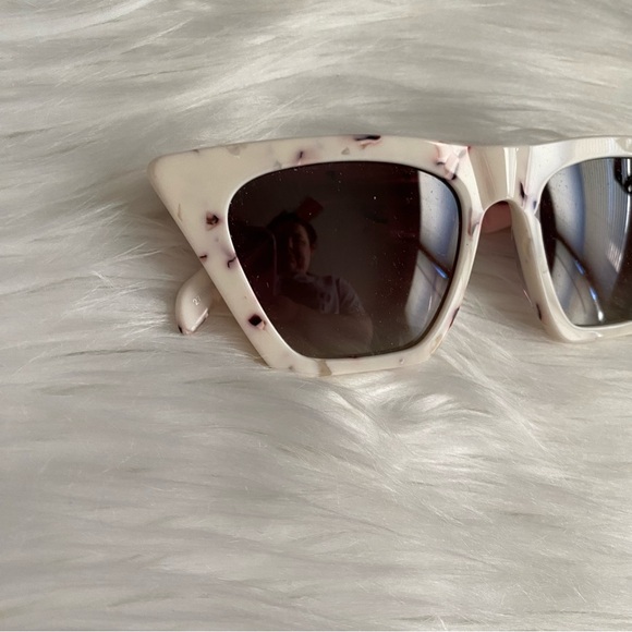 Anthropologie X I-SEA Lucy Polarized Sunglasses Cream NWT - Picture 3 of 14